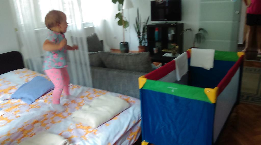 Belvarosi Studio Apartman Győr Buitenkant foto
